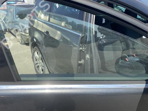 Front right door window PEUGEOT 5008 (0U_, 0E_) 2.0 HDi 150 / BlueHDi 150 | BP26743772C19 