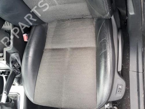 Used Left front seat PEUGEOT 407 SW (6E_, 6D_) 2.2 HDi 170 (170 hp) 22121713