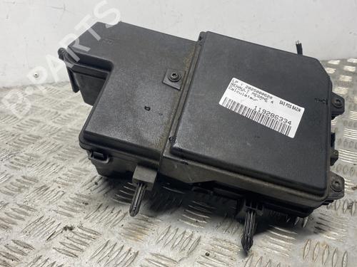 Used Control unit Control unit RENAULT MEGANE IV Hatchback (B9A/M/N_) 1.2 TCe 130 (B9MR) (130 hp) 31643092 31643092