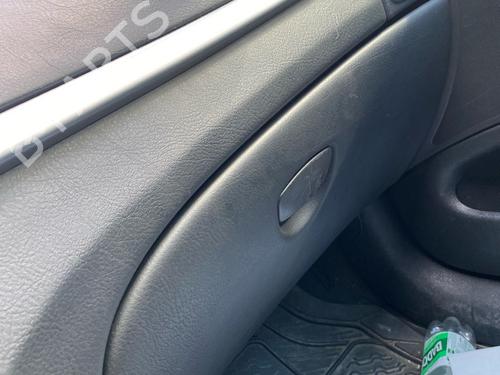 glove-box-renault-laguna-ii-bg01_-2001-2002-2003-2004-2005-2006-2007-36528945 main image