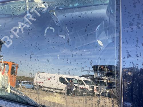 BP29318081C21 main image