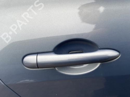 rear-right-exterior-door-handle-renault-megane-ii-bm01_-cm01_-2001-2002-2003-2004-2005-2006-2007-2008-2009-2010-2011-2012-31136819 main image