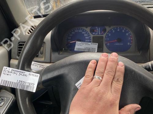steering-wheel-mitsubishi-pajero-pinin-i-h6_w-h7_w-1999-2000-2001-2002-2003-2004-2005-2006-2007-34412458 main image