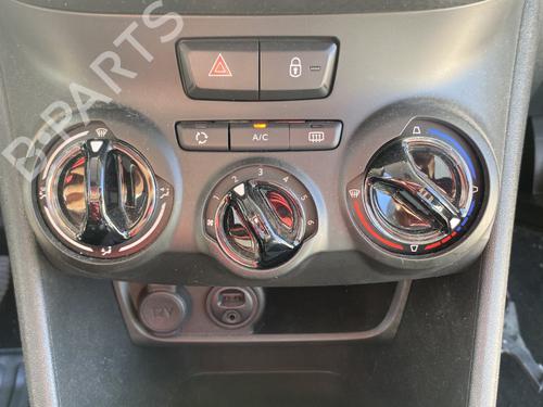 Used Climate control Climate control PEUGEOT 208 I (CA_, CC_) 1.2 VTI 82 (82 hp) 27523769 27523769