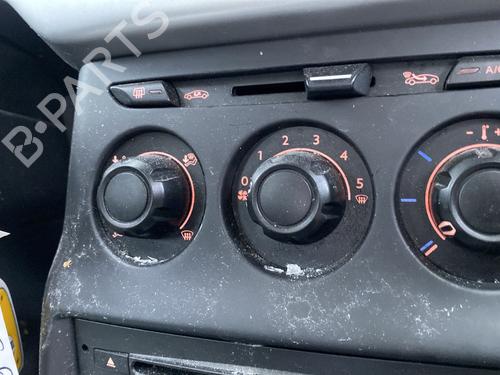 Used Climate control Climate control CITROËN C3 II (SC_) 1.4 (73 hp) 32167730 32167730
