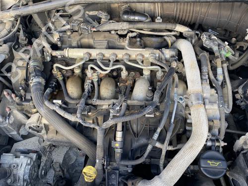 Used Cylinder head Cylinder head 32629942 32629942