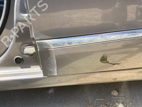 Used Door moulding trim RENAULT SCÉNIC III (JZ0/1_) 1.6 dCi (JZ00, JZ12) (130 hp) 27304289