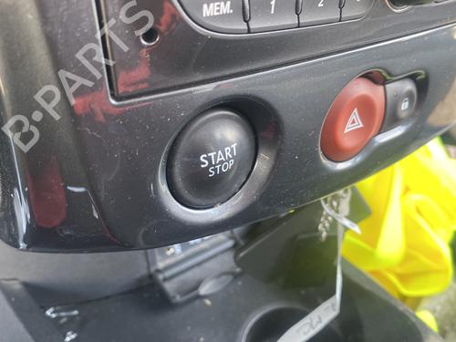 switch-renault-clio-iii-br01-cr01-2005-2006-2007-2008-2009-2010-2011-2012-2013-2014-32449156 main image