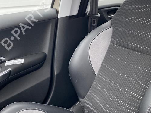Used Right front seat PEUGEOT 2008 I (CU_) 1.2 THP 110 / PureTech 110 (110 hp) 31116818