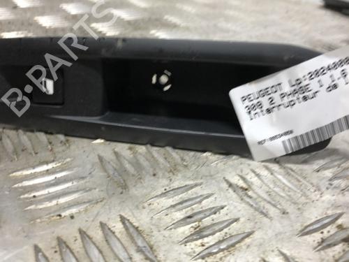 Right rear window switch PEUGEOT 308 II (LB_, LP_, LW_, LH_, L3_) 1.6 HDi / BlueHDi 115 | BP19909762I28 