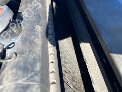 Used Water radiator Water radiator 39042525 39042525