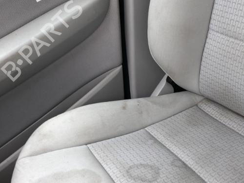 Right front seat MERCEDES-BENZ B-CLASS Sports Tourer (W245) B 180 CDI (245.207) | BP19931876C16 