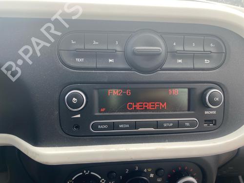 Radio RENAULT TWINGO III (BCM_, BCA_) 0.9 TCe 90 (BCM9, BCM2) | BP38072034E6 - Image 2