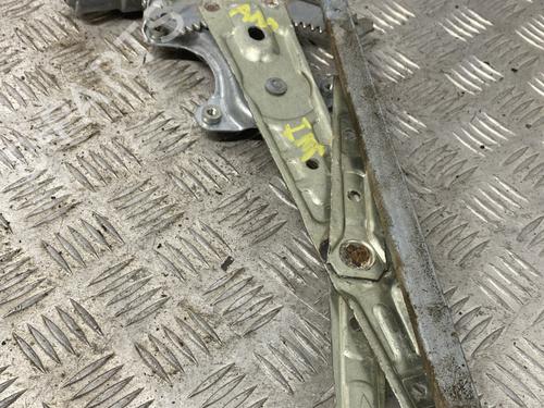 Used Rear right window mechanism Rear right window mechanism INFINITI EX 30d (238 hp) 24802856 24802856