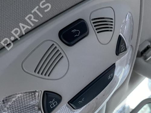 interior-roof-light-mercedes-benz-c-class-w203-2000-2001-2002-2003-2004-2005-2006-2007-31836672 main image