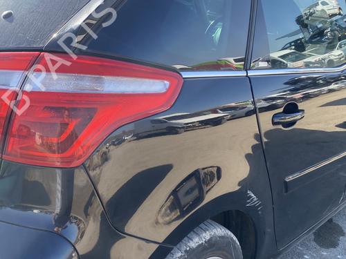 Parafango posteriore destro CITROËN C4 Picasso I MPV (UD_) 2.0 HDi 138 (136 hp) 32518201