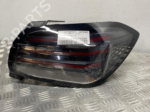 Højre baglygte PEUGEOT 208 II (UB_, UP_, UW_, UJ_) 1.2 PureTech 100 (101 hp) 27485907