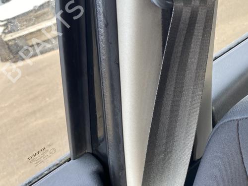 front-right-seatbelt-renault-clio-iii-br01-cr01-2005-2006-2007-2008-2009-2010-2011-2012-2013-2014-31836733 main image