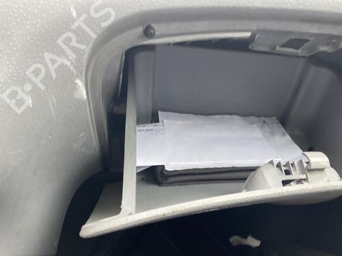 Used Glove box Glove box 32415537 32415537