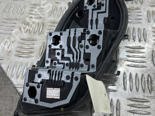 Used Lamp holder RENAULT CLIO III (BR0/1, CR0/1) 1.5 dCi (BR17, CR17) (86 hp) 22113429