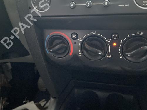 AC Styreenhet / Manøvreringsenhet RENAULT CLIO II (BB_, CB_) 1.5 dCi (B/CB07) (65 hp) 30732914