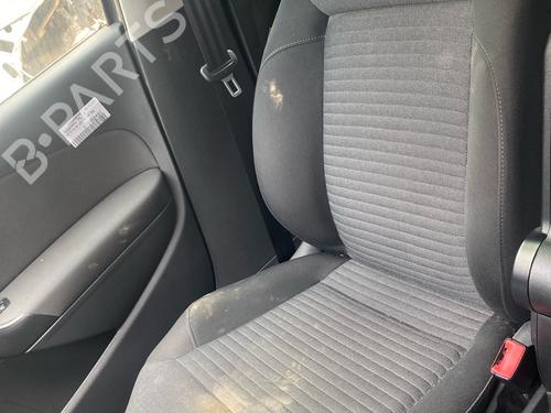 Used Right front seat Right front seat 36684947 36684947