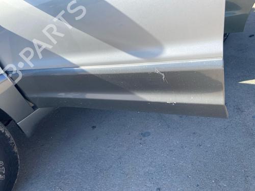 door-moulding-trim-mazda-tribute-ep-2000-2001-2002-2003-2004-2005-2006-2007-2008-38558235 main image