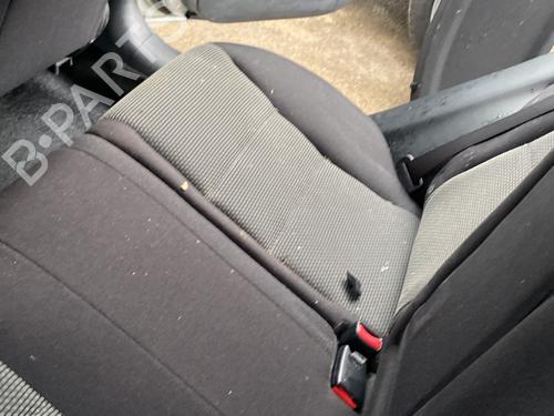 Sæde Bagtil Sæde Bagtil MAZDA 6 Hatchback (GG) 2.0 DI (GG14) (121 hp) 32393034 32393034