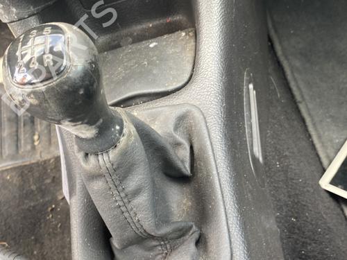 Used Gear lever Gear lever PEUGEOT 206 Hatchback (2A/C) 2.0 HDI 90 (90 hp) 26006477 26006477