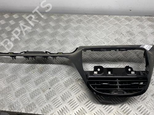 Used Air vent PEUGEOT 208 I (CA_, CC_) 1.6 HDi / BlueHDi 75 (75 hp) 29325210