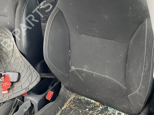 Used Left front seat Left front seat CITROËN C3 II (SC_) 1.6 HDi (92 hp) 22788006 22788006