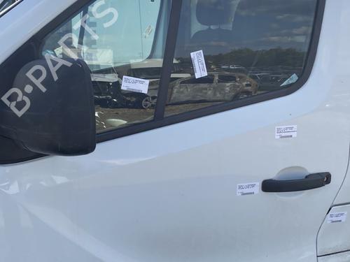 Used Left front door RENAULT TRAFIC III Van (FG_) 1.6 dCi 125 (FGMH) (125 hp) 25897200