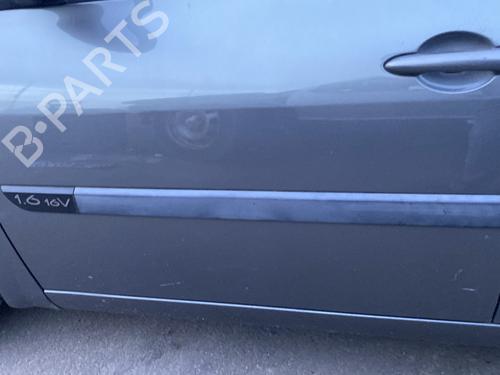 Used Door moulding trim RENAULT MEGANE II (BM0/1_, CM0/1_) 1.6 16V (BM0C, CM0C) (113 hp) 30315419