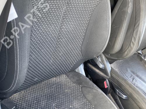 Stol høyre foran CITROËN C4 Grand Picasso I (UA_) 1.6 HDi (109 hp) 31808720