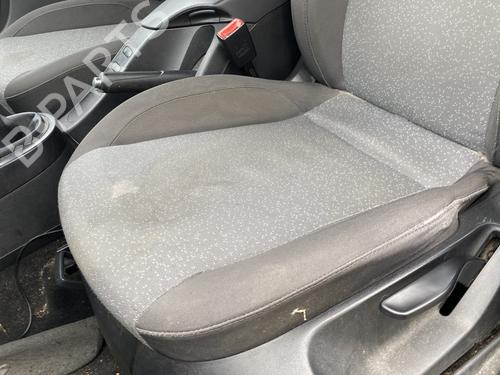 Left front seat SEAT ALTEA (5P1) 1.9 TDI | BP32295185C15