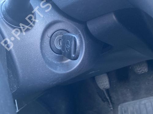 Used Ignition barrel Ignition barrel TOYOTA YARIS (_P9_) 1.4 D-4D (NLP90_, NLP90R) (90 hp) 33553852 33553852