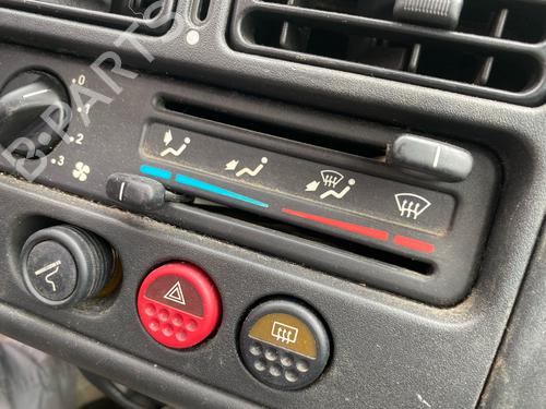 Used Climate control Climate control 37501317 37501317