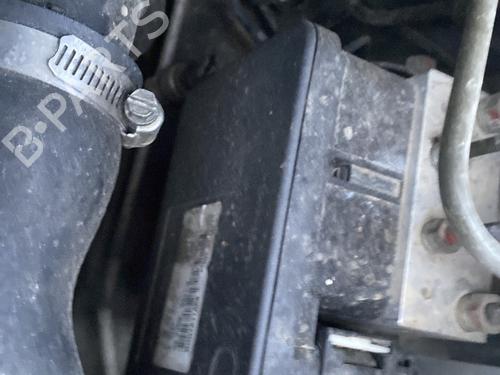 Used ABS pump SUZUKI GRAND VITARA II (JT, TE, TD) 1.9 DDiS All-wheel Drive (JT419, TD44, JB419WD, JB419XD,... (129 hp) 31908917