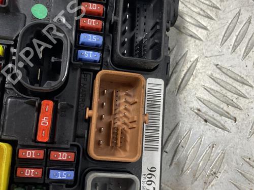 Fuse box CITROËN C3 II (SC_) 1.4 HDi 70 (SC8HZC, SC8HR0, SC8HP4) | BP33299491E1 - Image 4