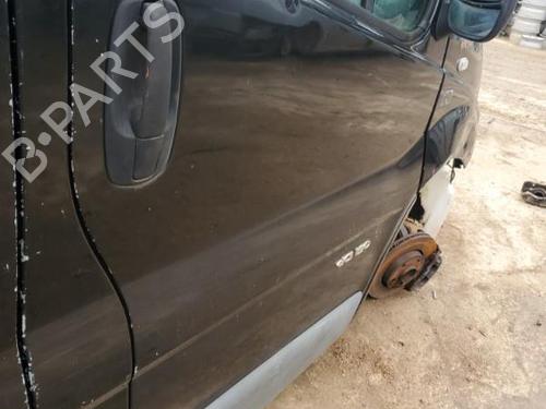 Used Right front door RENAULT TRAFIC II Van (FL) 2.5 dCi 145 (FL0J) (146 hp) 22120710