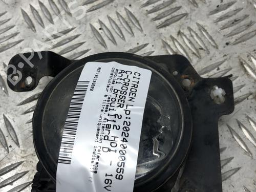 Used Right front fog light Right front fog light 22127738 22127738