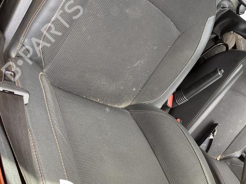 Used Left front seat DACIA SANDERO II 1.5 Blue dCi 95 (B8JL) (95 hp) 28707696