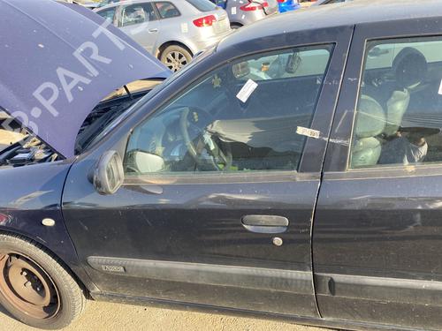 Used Left front door CITROËN XSARA (N1) 1.4 i (75 hp) 27237061
