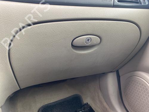 Glove box CITROËN C5 I (DC_) 2.2 HDi (DC4HXB, DC4HXE) | BP40494212C95 - Image 3