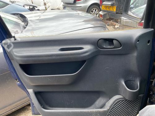 Used Front left panel Front left panel 35884897 35884897