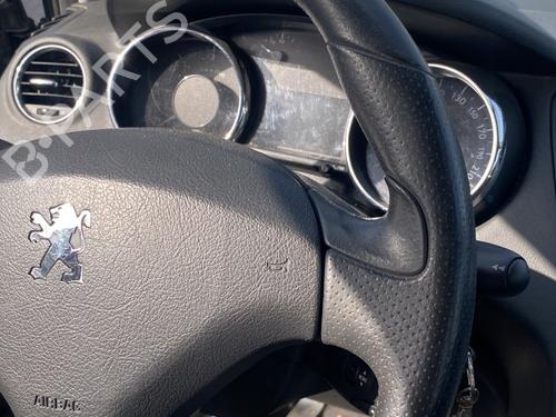 Used Steering wheel PEUGEOT 5008 (0U_, 0E_) 2.0 HDi 150 / BlueHDi 150 (150 hp) 28048085