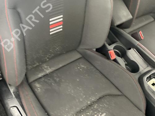 Stol høyre foran SEAT IBIZA V (KJ1, KJG) 1.0 TSI (116 hp) 31994789