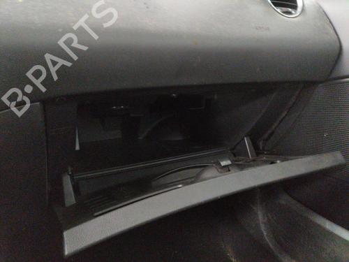 Used Glove box Glove box 19912112 19912112