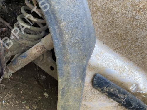 rear-right-wheel-arch-trim-land-rover-discovery-ii-l318-1998-1999-2000-2001-2002-2003-2004-33174045 main image
