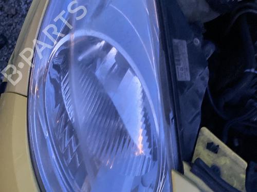 Right headlight PEUGEOT 1007 (KM_) 1.4 HDi | BP31815648C29